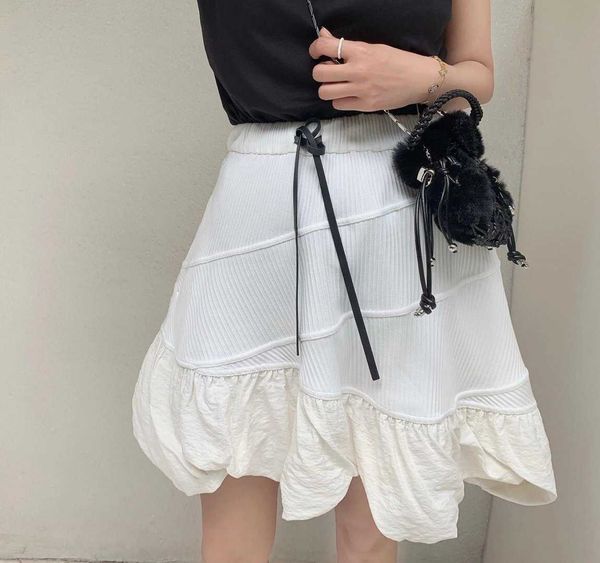 xiaxin 21 irregular high waist a-line skirt patchwork puffy cloud rib lace up half female 1254, Black
xiaxin 21 irregular high waist a-line skirt patchwork puffy cloud rib lace up half female 1254, Black