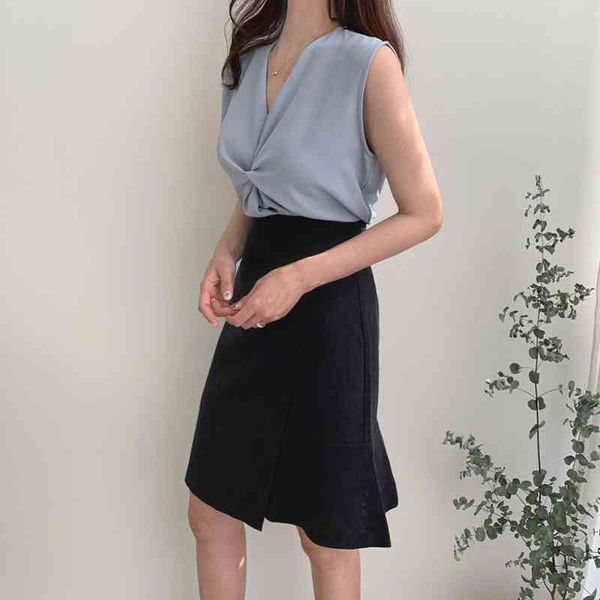 wet working style ol solid female blouse cleavage v sleeveless design tie shoulder strapless sweaters summer 2021 simple shirt, White
wet working style ol solid female blouse cleavage v sleeveless design tie shoulder strapless sweaters summer 2021 simple shirt, White