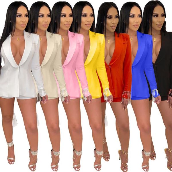 women's tracksuits 2021 autumn women shorts set tassel deep v neck suit jacket coat and two piece outfits red black white, Gray
women's tracksuits 2021 autumn women shorts set tassel deep v neck suit jacket coat and two piece outfits red black white, Gray