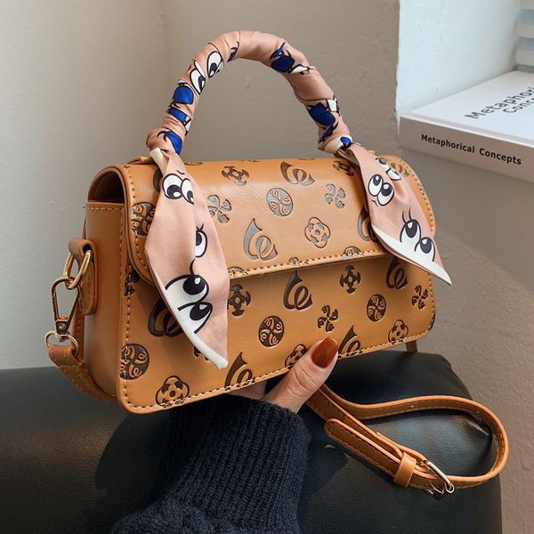 factory direct sale 75% off 2021 new korean texture women's autumn versatile messenger one shoulder silk scarf small square bags
factory direct sale 75% off 2021 new korean texture women's autumn versatile messenger one shoulder silk scarf small square bags