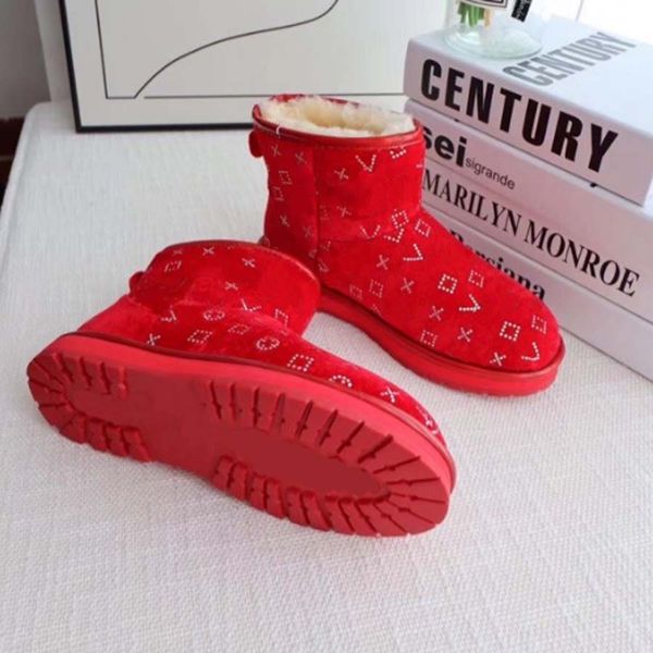 classics winter snow boots real fur slides leather waterproof warm knee high boot fashion booties with box by shoe10 77, Black
classics winter snow boots real fur slides leather waterproof warm knee high boot fashion booties with box by shoe10 77, Black