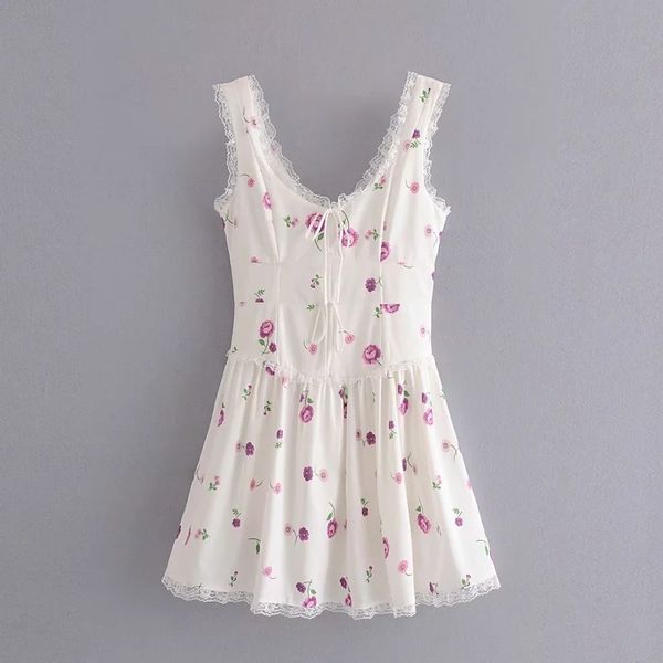 sweet chic floral print lace bow tie mini dress women fashion backless square collar strap dresses cute girls outfits 210520, Black;gray
sweet chic floral print lace bow tie mini dress women fashion backless square collar strap dresses cute girls outfits 210520, Black;gray