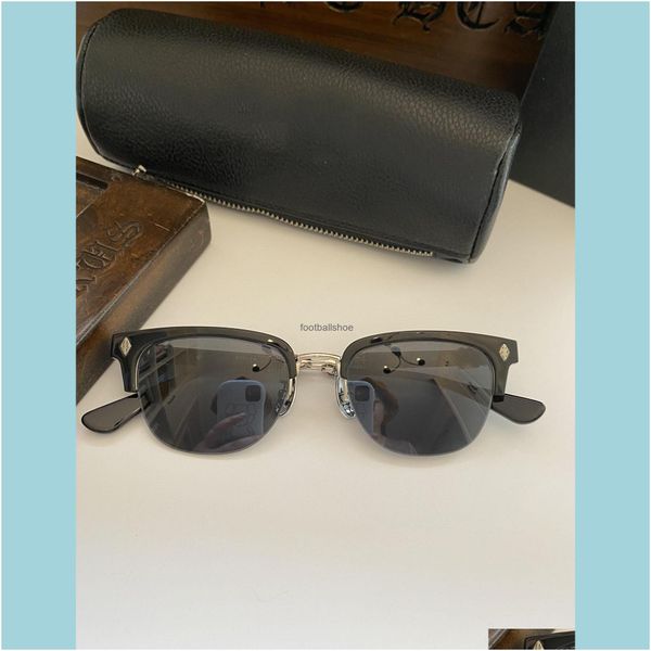 aessories heart evagilist luxury designer sunglasses for men women selling world famous fashion show italian brand sun glas, White;black
aessories heart evagilist luxury designer sunglasses for men women selling world famous fashion show italian brand sun glas, White;black