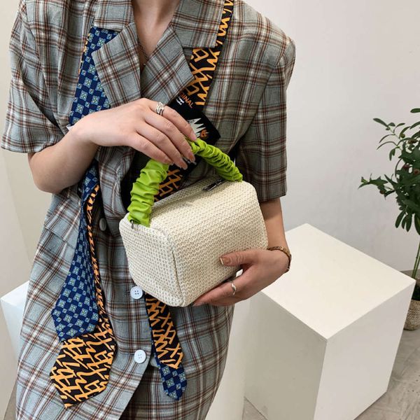 korean version small frh single shoulder underarm bag women's french stick grass weave 2021 foreign style fashion leisure hand
korean version small frh single shoulder underarm bag women's french stick grass weave 2021 foreign style fashion leisure hand