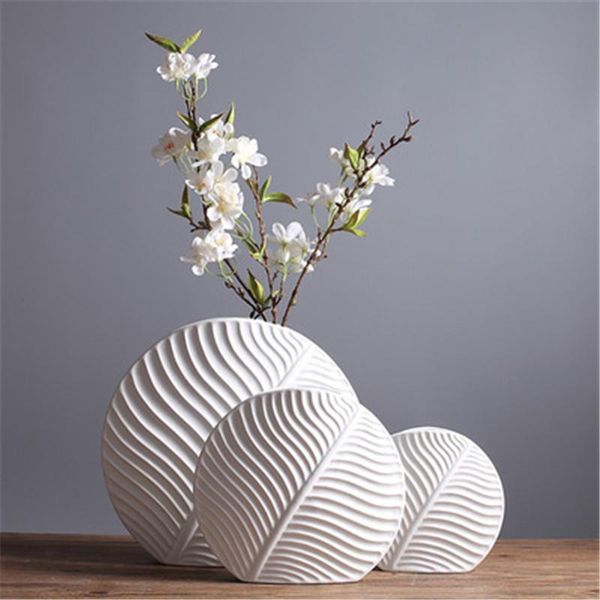 vases nordic style ceramic vase modern minimalist fashion living room model flower decoration home ornaments x2075
vases nordic style ceramic vase modern minimalist fashion living room model flower decoration home ornaments x2075