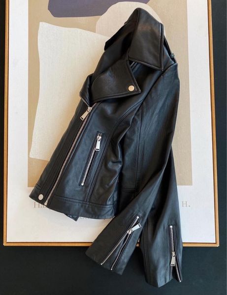 women's jackets 12345 original 1000 + high-grade frankincense sheepskin elastic comfortable motorcycle leather short coat autumn, Black;brown
women's jackets 12345 original 1000 + high-grade frankincense sheepskin elastic comfortable motorcycle leather short coat autumn, Black;brown