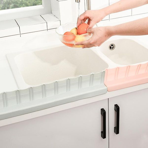 kitchen faucets sink splashboard creative household products waterproof pool splash water multi-functional useful product
kitchen faucets sink splashboard creative household products waterproof pool splash water multi-functional useful product