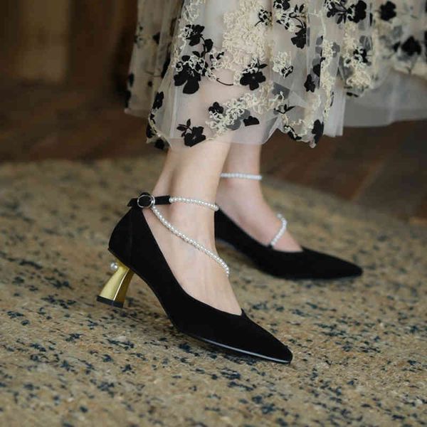 dress shoes women's single shoes dress gold plated butt heel, formal wear, cashmere upper pearl chain accessories, personality, but ele, Black
dress shoes women's single shoes dress gold plated butt heel, formal wear, cashmere upper pearl chain accessories, personality, but ele, Black
