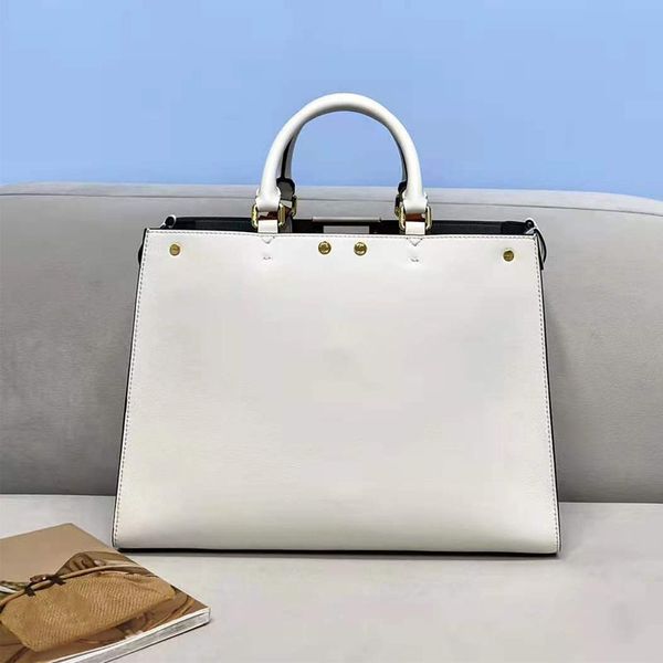 louis vutton bag2021 new high capacity buckle leather hand versatile one shoulder big bag ol professional tote bagandd1y_top
louis vutton bag2021 new high capacity buckle leather hand versatile one shoulder big bag ol professional tote bagandd1y_top