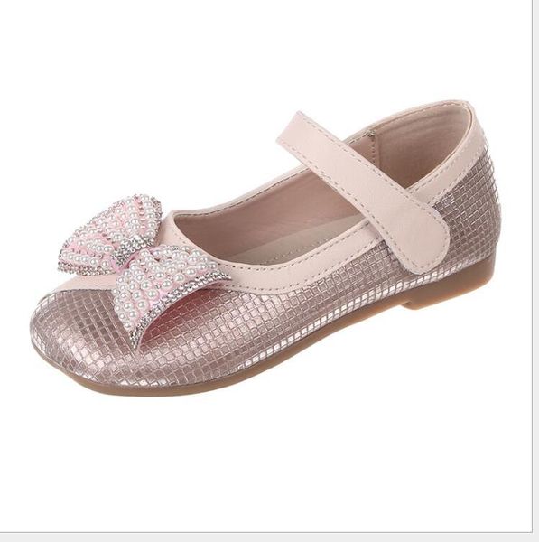 flat shoes fashion princess crystal leather for girls low-heeled casual glitter classic butterfly knot, Black;grey
flat shoes fashion princess crystal leather for girls low-heeled casual glitter classic butterfly knot, Black;grey