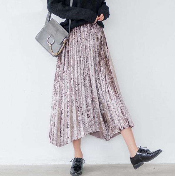 skirts 2021 autumn winter women gold sliver shinny color velvet skirt metallic large swing long pleated, Black
skirts 2021 autumn winter women gold sliver shinny color velvet skirt metallic large swing long pleated, Black