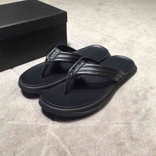 70% off wholesale sandals flip-flops new leather face herringbone clip toe men's sandals in summer, Black
70% off wholesale sandals flip-flops new leather face herringbone clip toe men's sandals in summer, Black