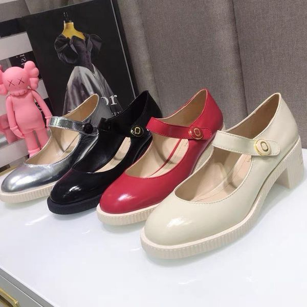 sandals women's fashion small leather shoes with thick heels summer retro round toe high-heeled 2021, Black
sandals women's fashion small leather shoes with thick heels summer retro round toe high-heeled 2021, Black