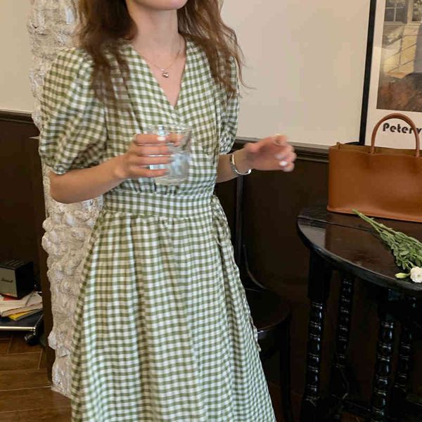 fashion v-neck women summer vintage plaid vestidos femme short sleeve lace up female midi dress 210515, Black;gray
fashion v-neck women summer vintage plaid vestidos femme short sleeve lace up female midi dress 210515, Black;gray