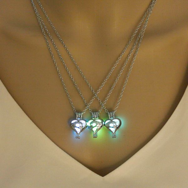3 colour luminous heart necklaces women hollow glowing stone pendant necklace geometric glow in the dark sliver jewellery, Silver
3 colour luminous heart necklaces women hollow glowing stone pendant necklace geometric glow in the dark sliver jewellery, Silver
