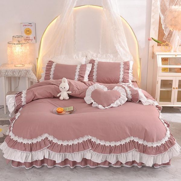 bedding sets 2021 all cottonpleated lace princess style king size duvet cover set bed skirt pillowcase bedclothes 4pcs
bedding sets 2021 all cottonpleated lace princess style king size duvet cover set bed skirt pillowcase bedclothes 4pcs