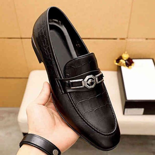 classic business men office dress shoes handsome real leather soles charming fashion and leisure style italian styles cowhide, Black
classic business men office dress shoes handsome real leather soles charming fashion and leisure style italian styles cowhide, Black