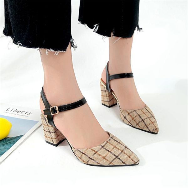 2021 womens sandals shoes summer british foreign trade plus size pointed suede plaid are thin and fashionable1, Black
2021 womens sandals shoes summer british foreign trade plus size pointed suede plaid are thin and fashionable1, Black