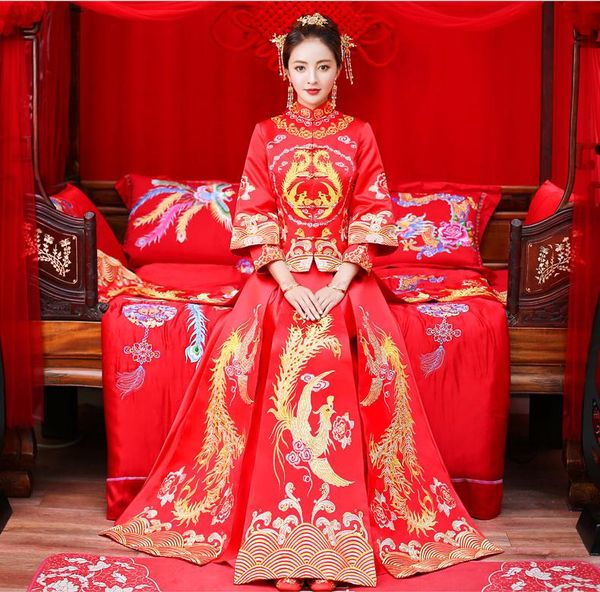 bride wedding dress traditional chinese style costume phoenix cheongsam embroidery clothing luxury ancient royal red qipao gown ethnic
bride wedding dress traditional chinese style costume phoenix cheongsam embroidery clothing luxury ancient royal red qipao gown ethnic