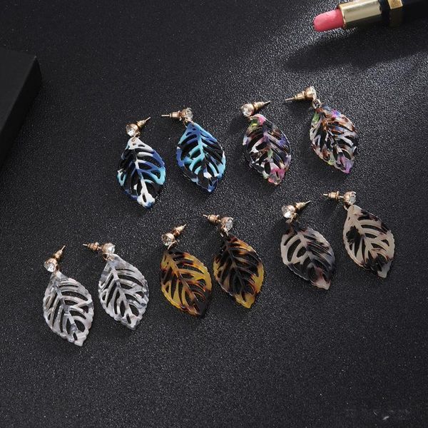 dangle & chandelier 2021 women's fashion hollow alloy leaf earrings ladies elegant drop jewelry ear studs accessories female brincos, Silver
dangle & chandelier 2021 women's fashion hollow alloy leaf earrings ladies elegant drop jewelry ear studs accessories female brincos, Silver