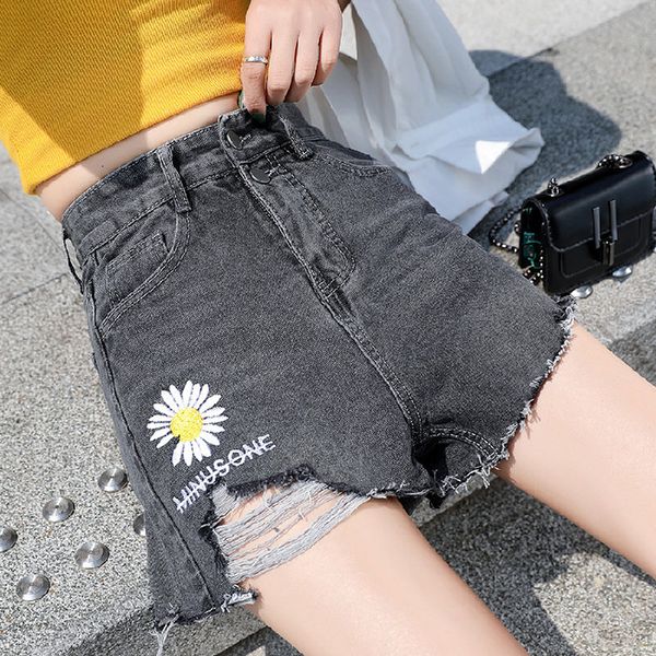 women's shorts embroidered jeans summer wear korean version daisy show thin loose leg a-line student pants trend, White;black
women's shorts embroidered jeans summer wear korean version daisy show thin loose leg a-line student pants trend, White;black