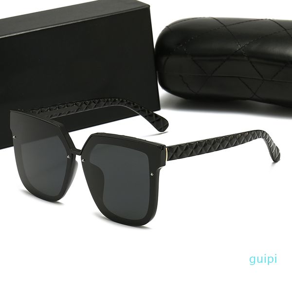luxury sunglasses polaroid lens brand designer womens mens goggle senior glasses vintage metal sun glasses with box, White;black
luxury sunglasses polaroid lens brand designer womens mens goggle senior glasses vintage metal sun glasses with box, White;black