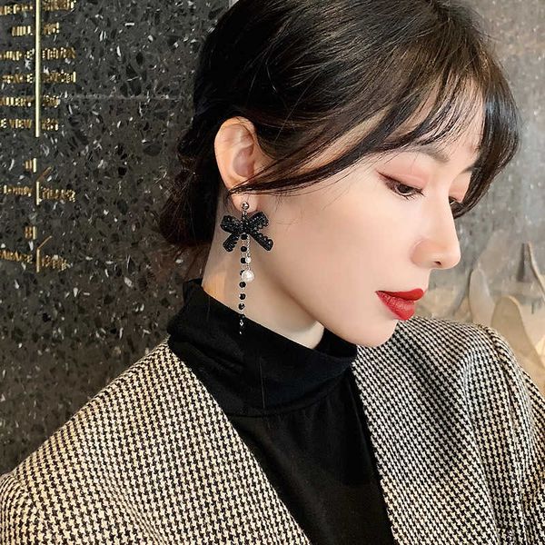 fashion crystal pearl bow tassel niche design temperament sweet lovely simple earrings girl, Silver
fashion crystal pearl bow tassel niche design temperament sweet lovely simple earrings girl, Silver