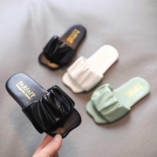 slipper 2021 summer kids shoes girls household slippers children indoor leather sheepskin big girl casual flat sildes beach shoe, Black;grey
slipper 2021 summer kids shoes girls household slippers children indoor leather sheepskin big girl casual flat sildes beach shoe, Black;grey
