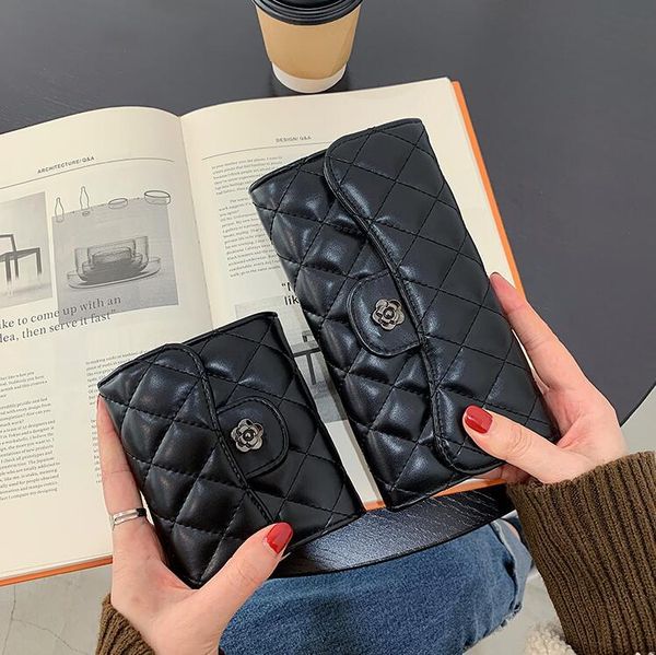 factory wholesale women handbag elegant atmospheric plaid long wallet folding multifunctional striped storage wallets joker leather fashion, Red;black
factory wholesale women handbag elegant atmospheric plaid long wallet folding multifunctional striped storage wallets joker leather fashion, Red;black