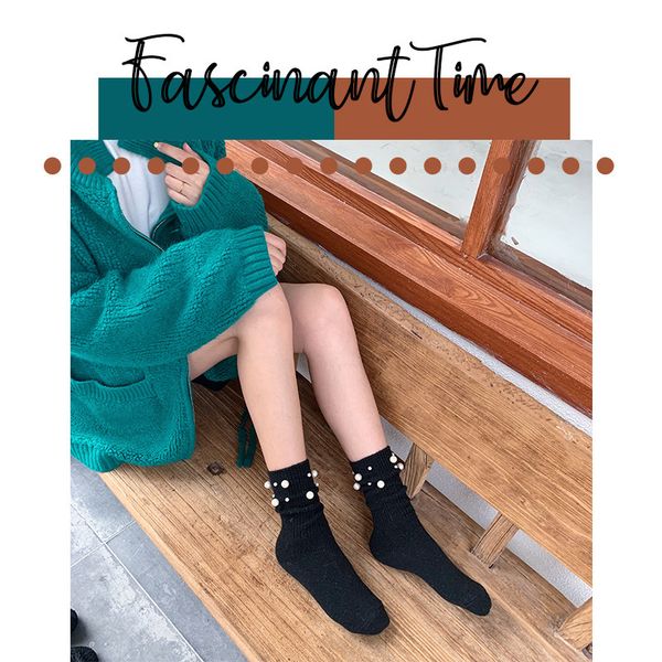 pattkin autumn and winter han dong gate same pearl nail wool pile thin warm thickened women' socks, Red;black
pattkin autumn and winter han dong gate same pearl nail wool pile thin warm thickened women' socks, Red;black
