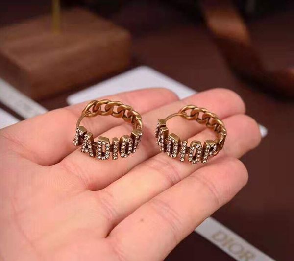 70% off high-quality jewelry six letter earrings 2021 wind inlaid diamond earrings, Silver
70% off high-quality jewelry six letter earrings 2021 wind inlaid diamond earrings, Silver
