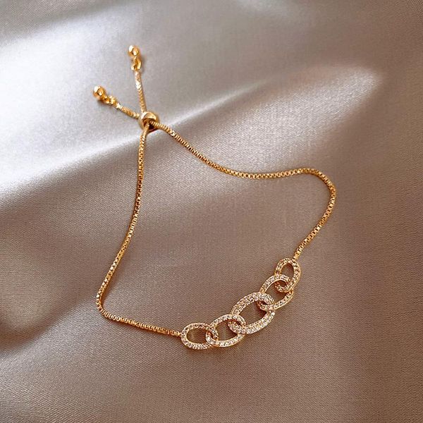 simple geometric interlocking chain bracelet korean fashion women girl exquisite rhinestones jewelry accessories charm bracelets, Golden;silver
simple geometric interlocking chain bracelet korean fashion women girl exquisite rhinestones jewelry accessories charm bracelets, Golden;silver