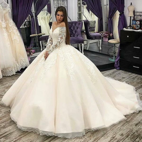2022 vintage ball gown wedding dresses jewel neck illusion lace appliqued long sleeves bridal gowns custom made robe de mariee corset back p, White
2022 vintage ball gown wedding dresses jewel neck illusion lace appliqued long sleeves bridal gowns custom made robe de mariee corset back p, White