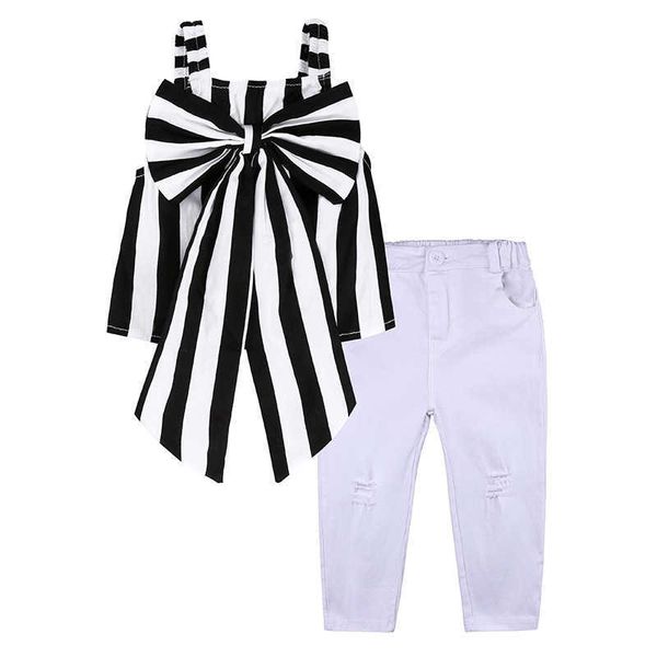 fashion stripe girls suit pants 2 pieces the strapless set kids bowknot hole white jeans girls clothing set
fashion stripe girls suit pants 2 pieces the strapless set kids bowknot hole white jeans girls clothing set