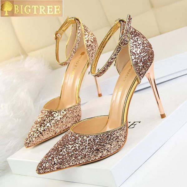 dress shoes 2021 women fashion buckle solid sequined cloth shallow high heels pointed toe thin women's sandals party, Black
dress shoes 2021 women fashion buckle solid sequined cloth shallow high heels pointed toe thin women's sandals party, Black
