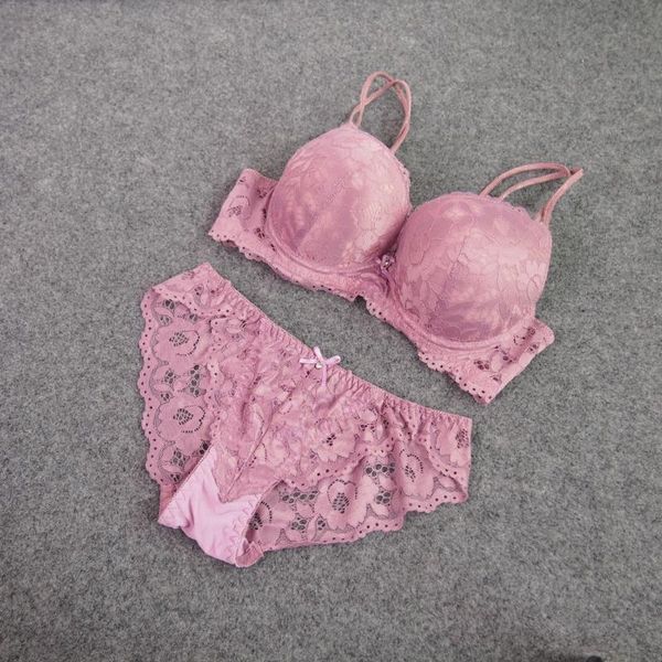 bras sets pattern fashion lace thickening support correct exceed gather together adjust type, Red;black
bras sets pattern fashion lace thickening support correct exceed gather together adjust type, Red;black