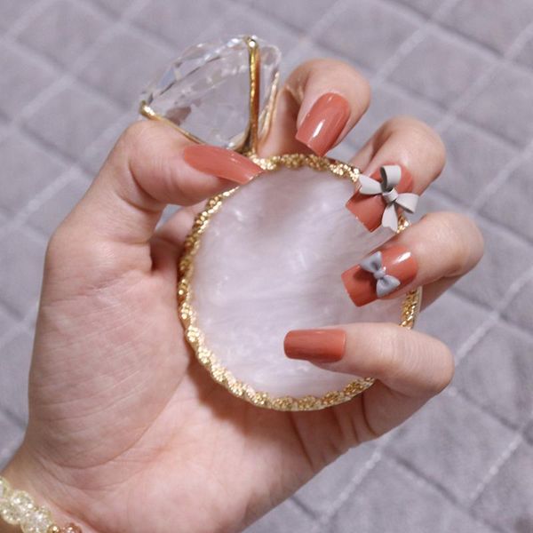 false nails 24pcs fake mid-length square pumpkin color nail stickers finished detachable with glue, Red;gold
false nails 24pcs fake mid-length square pumpkin color nail stickers finished detachable with glue, Red;gold