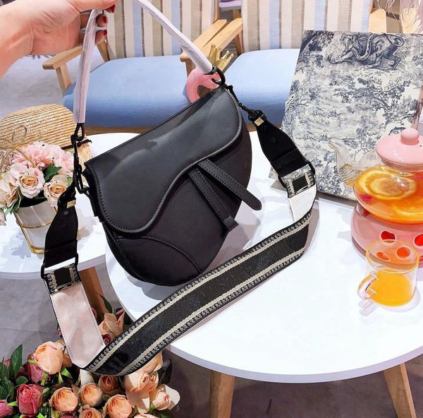 2021 handbags purses women crossbody shoulder bags messenger bag evening purse totes clutch wallet -l0399, Red;black
2021 handbags purses women crossbody shoulder bags messenger bag evening purse totes clutch wallet -l0399, Red;black