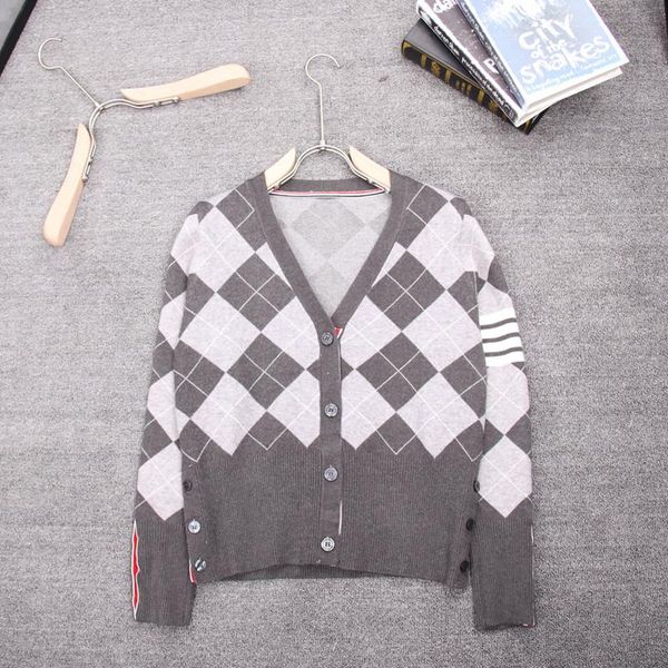 women's knits & tees cardigan women sweater y2k korean style fashion sweaters 2021 clothes long sleeve oversized striped knitted kawai, White
women's knits & tees cardigan women sweater y2k korean style fashion sweaters 2021 clothes long sleeve oversized striped knitted kawai, White