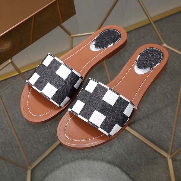 women shoes rubber slipper sandals summer beach outdoor cool slippers fashion wide lady household slide flat flip flops with box home011 46, Black
women shoes rubber slipper sandals summer beach outdoor cool slippers fashion wide lady household slide flat flip flops with box home011 46, Black