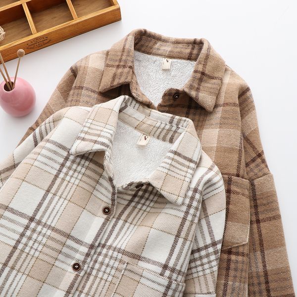 2021 fashion thick velvet plaid shirts women winter keep warm blouses and new casual slim female clothes outwear, White
2021 fashion thick velvet plaid shirts women winter keep warm blouses and new casual slim female clothes outwear, White