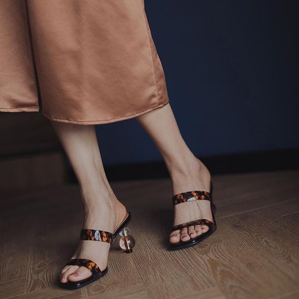 slippers high heels shoes women's retro british style fashion design summer female beach mujer, Black
slippers high heels shoes women's retro british style fashion design summer female beach mujer, Black