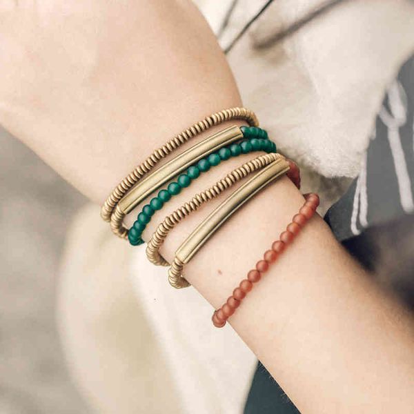 flower design multi-layer mixed bracelet women's fashion minority couple bead men's jewelry, Golden;silver
flower design multi-layer mixed bracelet women's fashion minority couple bead men's jewelry, Golden;silver
