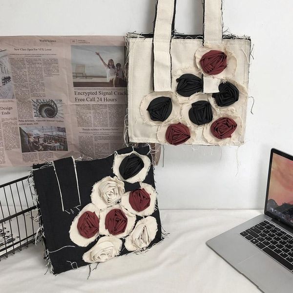 evening bags fashion flower shoulder bag women canvas handbag autumn trend shopping lady brand design phone pack purse
evening bags fashion flower shoulder bag women canvas handbag autumn trend shopping lady brand design phone pack purse