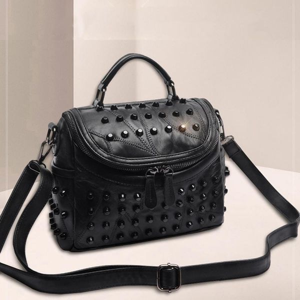 evening bags 2021 luxury women genuine leather bag sheepskin messenger handbags famous brands designer female handbag shoulder sac
evening bags 2021 luxury women genuine leather bag sheepskin messenger handbags famous brands designer female handbag shoulder sac