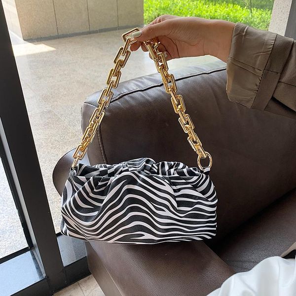 chain shoulder bags for women 2021 animal pattern luxury bag female crossbody messenger handbags lady party clutch totes
chain shoulder bags for women 2021 animal pattern luxury bag female crossbody messenger handbags lady party clutch totes
