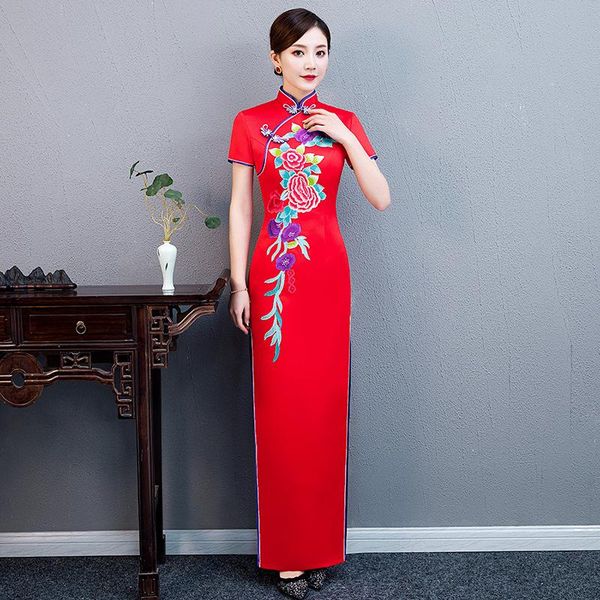 women flower appliques long qipao elegant mandarin collar chinese formal party dress red vintage button trim novelty cheongsam ethnic clothi
women flower appliques long qipao elegant mandarin collar chinese formal party dress red vintage button trim novelty cheongsam ethnic clothi