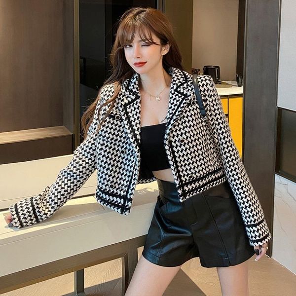 autumn coat female houndstooth 2021 fashion korean loose wild all-match wool short women's jackets, Black;brown
autumn coat female houndstooth 2021 fashion korean loose wild all-match wool short women's jackets, Black;brown
