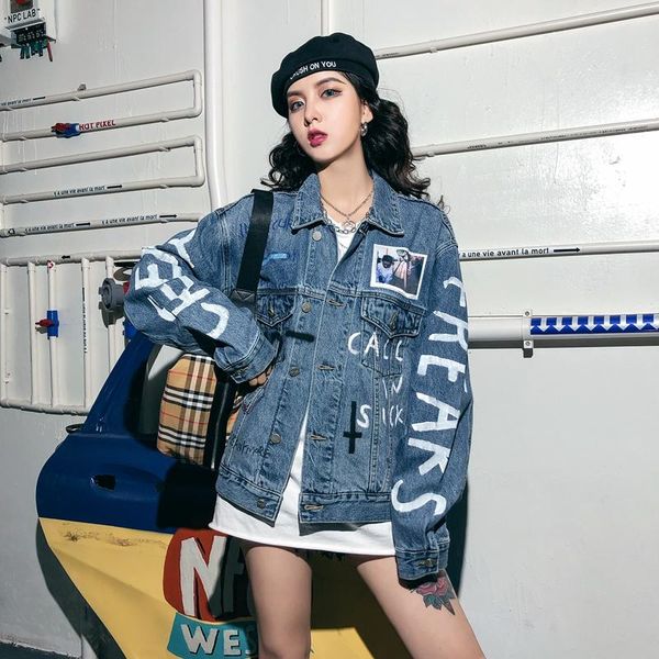 women's jackets 2021 spring autumn female outercoat casual ladies coats loose women denim jacket letter print high quatily fashion qt19, Black;brown
women's jackets 2021 spring autumn female outercoat casual ladies coats loose women denim jacket letter print high quatily fashion qt19, Black;brown