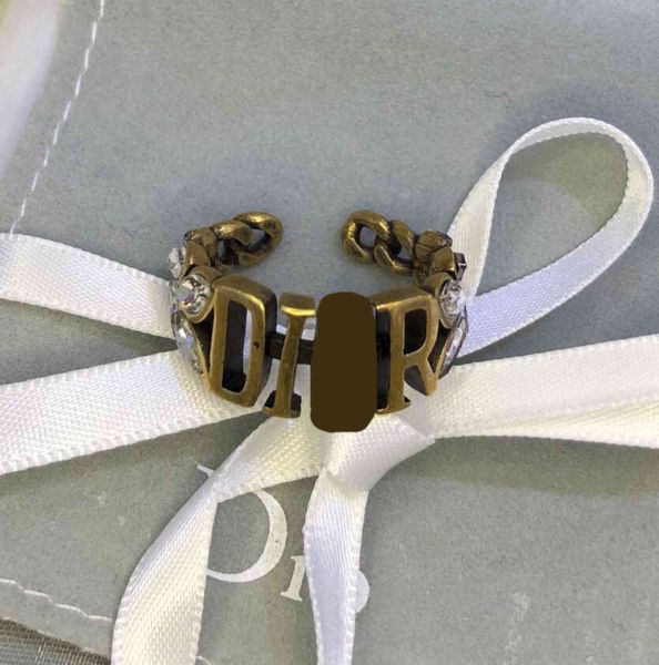 70% off / 2021 new letter ring high version earrings for women, Silver
70% off / 2021 new letter ring high version earrings for women, Silver